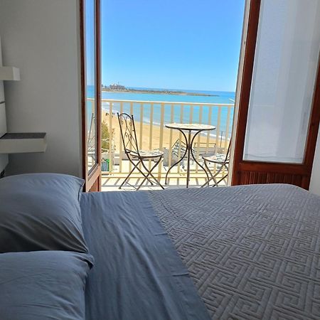 Calammari Apartment Марина ди Модика Екстериор снимка